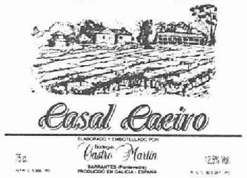 CASAL CAEIRO ELABORADO Y EMBOTELLADO POR BODEGAS CASTRO MARTIN BARRANTES (PONTEVEDRA) PRODUCIDO EN GALICIA - ESPAÑA