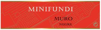 MINIFUNDI MURO NEGRE
