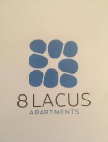 8 LACUS APARTAMENTS