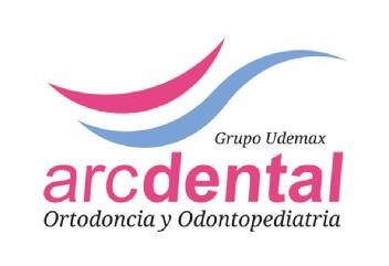 Grupo Udemax arcdental Ortodoncia y Odontopediatria