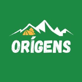 Nombre de la marca con dibujo de una montañas en blanco y un tienda de campaña con un rabol en color amarillo