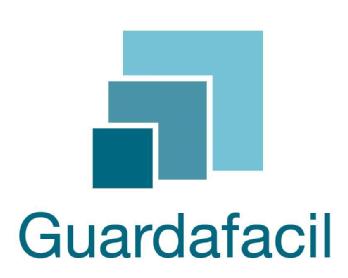 Figuras geométricas formando imagen a partir de un cuadrado y dos ángulos sobrepuestos. Debajo de estos el nombre comercial