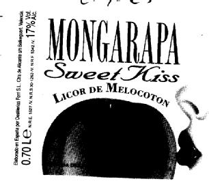 Imagen de MONGARAPA SWEET KISS LICOR DE MELOCOTON