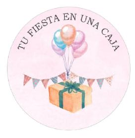 Imagen de Una caja, banderines de fiesta y globos