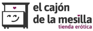 Imagen de una mesilla de noche con un cajón con el pomo en forma de corazón y el nombre el cajón de la mesilla