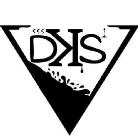 Imagen de Salpicadura en la copa, salpicadura desde el DKS , la I como una shisha, DKS con la K al reves