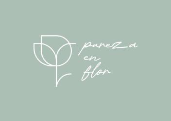 Imagen de pureza en flor