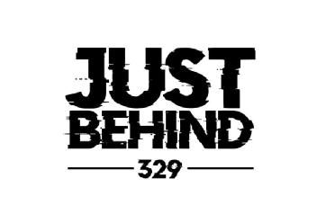 Imagen de JUST BEHIND 329