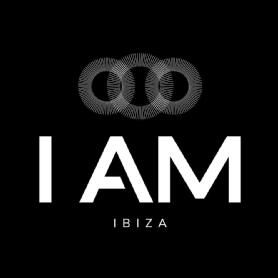 Imagen de El logotipo incluye el texto I AM en mayúsculas, seguido del termino IBIZA en letras más pequeñas debajo. El diseño gráfico superior (isotipo) consta de tres círculos entrelazados con un efecto de lineas radiales