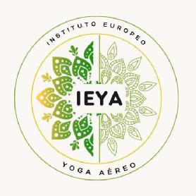 Imagen de Contiene el nombre de la marca en siglas: IEYA; contiene la denominación: Instituto Europeo de Yoga Aéreo. Contiene colores de marca: degradados de verde, amarillo y negro